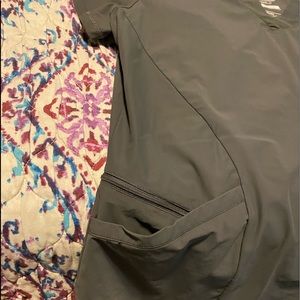 Light grey scrub top. Greys anamoty barco one brand size XL $10